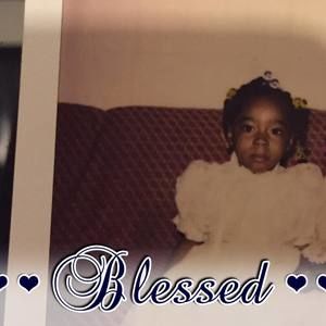 Meet your Posher, Denise